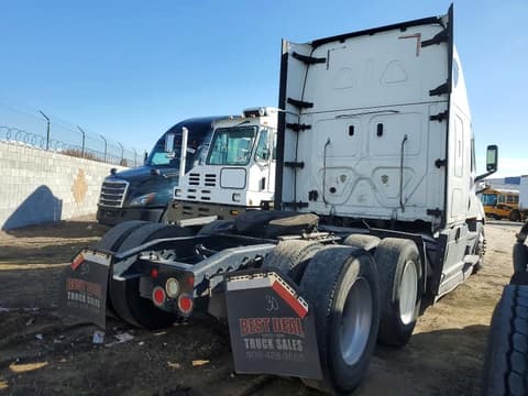 2020 Freightliner Cascadia 126, VIN 3AKJHHDR3LSME9799. Фото 4 из 6 с аукциона Copart. Каталог авто из США OpenDataCar.