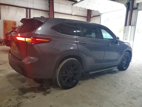 2022 Toyota Highlander, VIN 5TDCZRAHXNS560706. Фото 3 з 6 з аукціону Copart. Каталог авто зі США OpenDataCar.