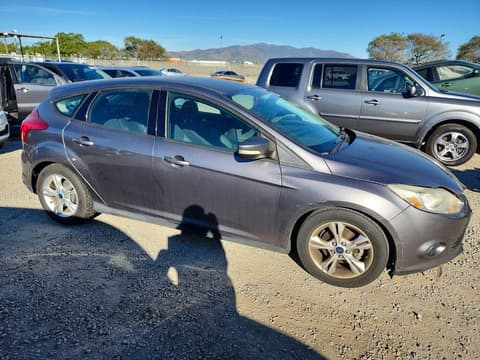 2014 Ford Focus, VIN 1FADP3K23EL176291. Zdjęcie 4 z 6 z aukcji Copart. Katalog aut z USA OpenDataCar.