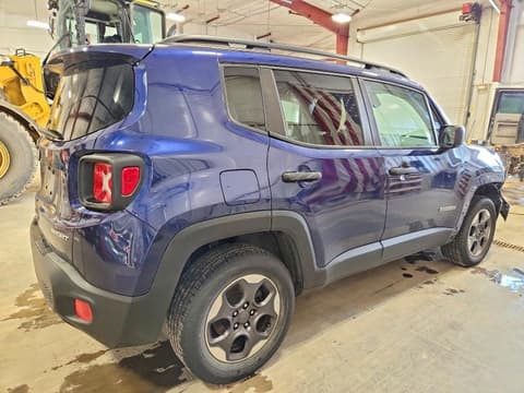 2018 Jeep Renegade, VIN ZACCJBAB2JPH06744. Фото 3 из 6 с аукциона Copart. Каталог авто из США OpenDataCar.
