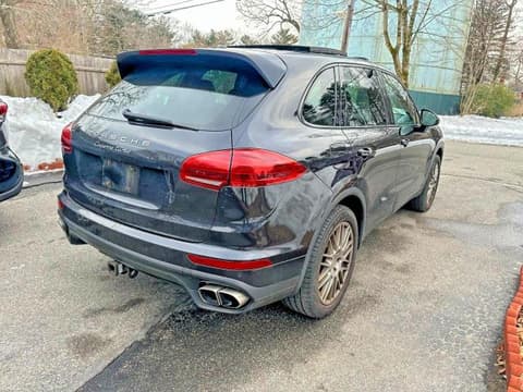 2015 Porsche Cayenne, VIN WP1AC2A20FLA80560. Фото 4 из 6 с аукциона Copart. Каталог авто из США OpenDataCar.