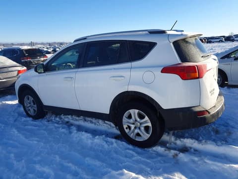 2015 Toyota RAV4, VIN JTMBFREV7FD124400. Фото 2 з 6 з аукціону Copart. Каталог авто зі США OpenDataCar.