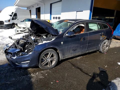 2015 Volvo V60, VIN YV140MEC4F1204521. Фото 1 з 6 з аукціону Copart. Каталог авто зі США OpenDataCar.