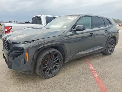 2025 Bmw XM, VIN 5YM23CS06S9Z37228. Фото 1 из 6 с аукциона Copart. Каталог авто из США OpenDataCar.