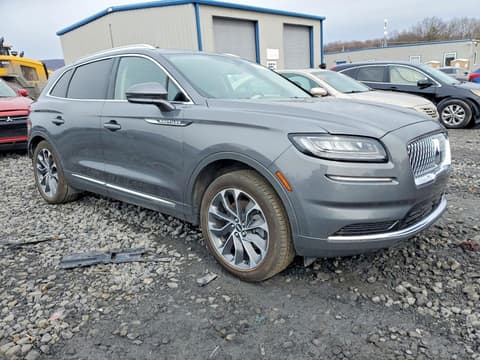 2022 Lincoln Nautilus, VIN 2LMPJ8K94NBL25231. Фото 4 з 6 з аукціону Copart. Каталог авто зі США OpenDataCar.