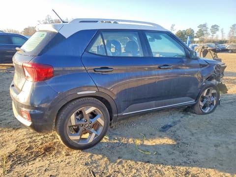 2025 Hyundai Venue, VIN KMHRC8A34SU370896. Фото 3 з 6 з аукціону Copart. Каталог авто зі США OpenDataCar.