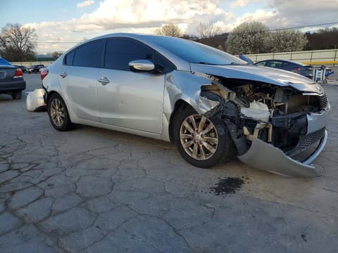 2015 Kia Forte, VIN KNAFX4A60F5396942. Фото 4 з 6 з аукціону Copart. Каталог авто зі США OpenDataCar.