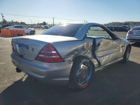1999 Mercedes-benz SLK-Class, VIN WDBKK47F7XF100798. Фото 3 з 6 з аукціону Copart. Каталог авто зі США OpenDataCar.