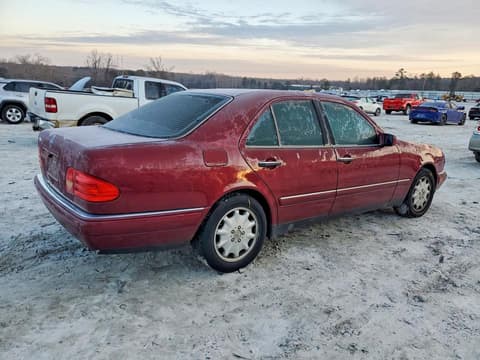 1999 Mercedes-benz E-Class, VIN WDBJF65HXXA837751. Фото 3 из 6 с аукциона Copart. Каталог авто из США OpenDataCar.