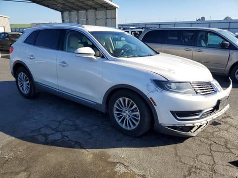 2017 Lincoln MKX, VIN 2LMPJ6KR7HBL52786. Фото 4 з 6 з аукціону Copart. Каталог авто зі США OpenDataCar.