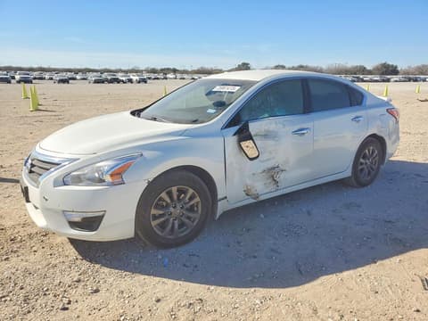 2015 Nissan Altima, VIN 1N4AL3AP5FN908826. Zdjęcie 1 z 6 z aukcji Copart. Katalog aut z USA OpenDataCar.