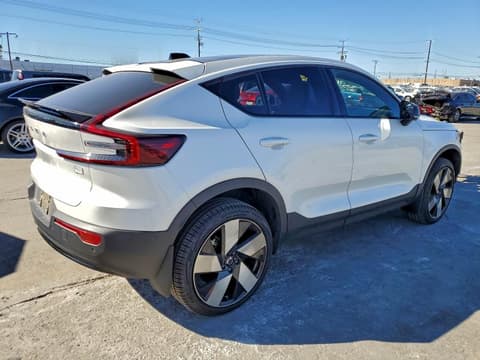 2023 Volvo C40, VIN YV4ED3GL7P2055018. Фото 3 из 6 с аукциона Copart. Каталог авто из США OpenDataCar.