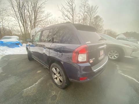 2016 Jeep Compass, VIN 1C4NJDEB0GD598842. Фото 3 з 6 з аукціону Copart. Каталог авто зі США OpenDataCar.