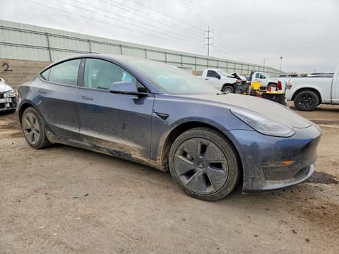 2021 Tesla Model 3, VIN 5YJ3E1EA9MF098118. Фото 4 з 6 з аукціону Copart. Каталог авто зі США OpenDataCar.