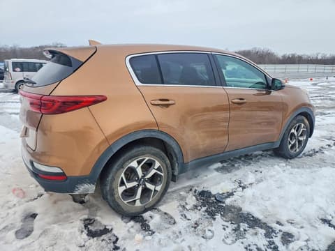 2021 Kia Sportage, VIN KNDPM3AC6M7861287. Фото 3 из 6 с аукциона Copart. Каталог авто из США OpenDataCar.