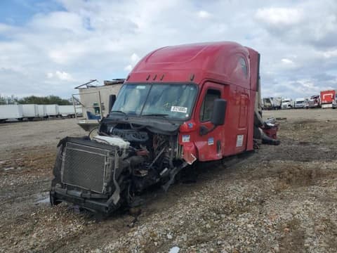 2015 Freightliner Cascadia, VIN 3AKJGLD52FSGB3540. Zdjęcie 2 z 6 z aukcji Copart. Katalog aut z USA OpenDataCar.