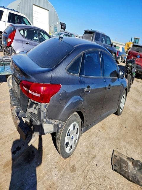 2017 Ford Focus, VIN 1FADP3E27HL214167. Фото 3 з 6 з аукціону Copart. Каталог авто зі США OpenDataCar.
