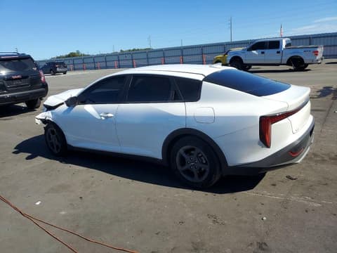 2025 Kia K4, VIN 3KPFT4DE9SE119335. Фото 2 з 6 з аукціону Copart. Каталог авто зі США OpenDataCar.