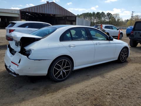 2022 Mercedes-benz E-Class, VIN W1KZF8DB6NB074878. Фото 3 з 6 з аукціону Copart. Каталог авто зі США OpenDataCar.