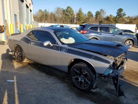 2017 Dodge Challenger, VIN 2C3CDZBT4HH586193. Фото 4 з 6 з аукціону Copart. Каталог авто зі США OpenDataCar.