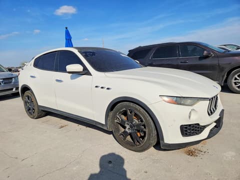 2018 Maserati Levante, VIN ZN661XUAXJX278981. Фото 4 из 6 с аукциона Copart. Каталог авто из США OpenDataCar.