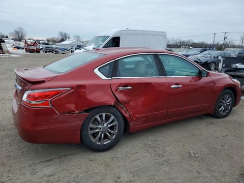 2015 Nissan Altima, VIN 1N4AL3AP2FC593270. Фото 3 з 6 з аукціону Copart. Каталог авто зі США OpenDataCar.