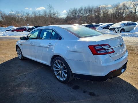 2015 Ford Taurus, VIN 1FAHP2F80FG176642. Фото 2 з 6 з аукціону Copart. Каталог авто зі США OpenDataCar.