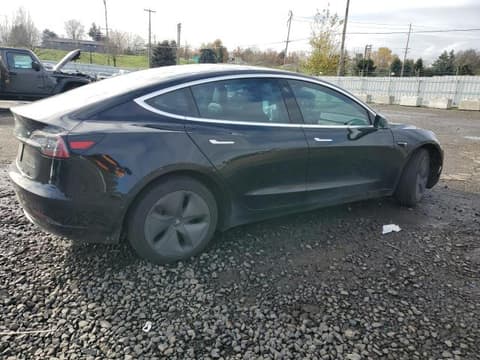 2019 Tesla Model 3, VIN 5YJ3E1EB3KF427465. Zdjęcie 3 z 6 z aukcji Copart. Katalog aut z USA OpenDataCar.