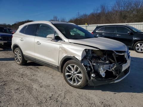2016 Lincoln MKC, VIN 5LMCJ2C98GUJ03131. Фото 4 з 6 з аукціону Copart. Каталог авто зі США OpenDataCar.
