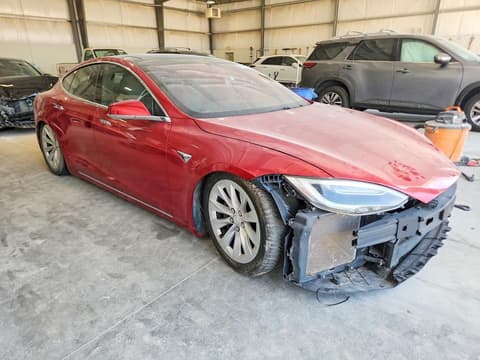 2017 Tesla Model S, VIN 5YJSA1E2XHF208261. Фото 4 з 6 з аукціону Copart. Каталог авто зі США OpenDataCar.