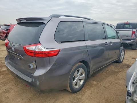 2015 Toyota Sienna, VIN 5TDKK3DC1FS638319. Фото 3 з 6 з аукціону Copart. Каталог авто зі США OpenDataCar.