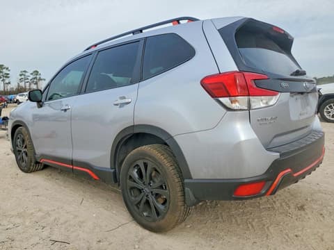 2022 Subaru Forester, VIN JF2SKAJC5NH408649. Фото 2 з 6 з аукціону Copart. Каталог авто зі США OpenDataCar.