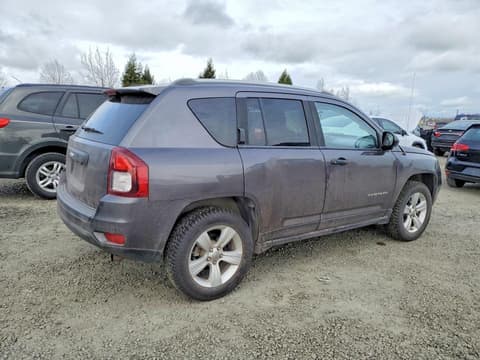 2015 Jeep Compass, VIN 1C4NJDBB8FD425993. Фото 3 из 6 с аукциона Copart. Каталог авто из США OpenDataCar.