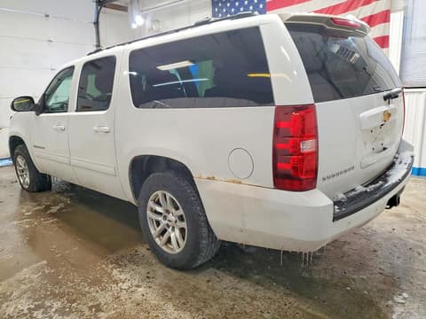 2011 Chevrolet Suburban, VIN 1GNSKJE39BR186056. Zdjęcie 2 z 6 z aukcji Copart. Katalog aut z USA OpenDataCar.
