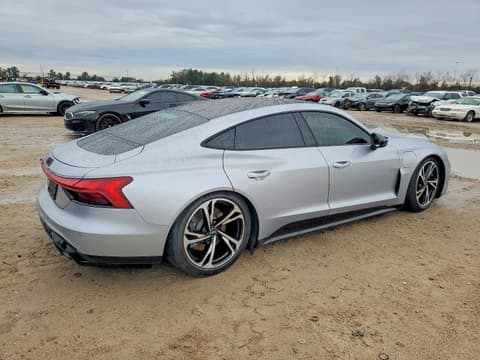 2023 Audi e-tron GT, VIN WAUCJBFWXP7008137. Фото 3 з 6 з аукціону Copart. Каталог авто зі США OpenDataCar.