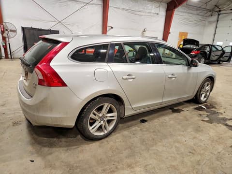2015 Volvo V60, VIN YV1612SK2F1228581. Фото 3 из 6 с аукциона Copart. Каталог авто из США OpenDataCar.