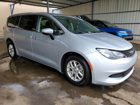 2023 Chrysler Voyager, VIN 2C4RC1CG6PR550218. Фото 4 из 6 с аукциона Copart. Каталог авто из США OpenDataCar.