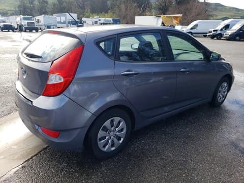 2017 Hyundai Accent, VIN KMHCT5AE2HU346787. Zdjęcie 3 z 6 z aukcji Copart. Katalog aut z USA OpenDataCar.