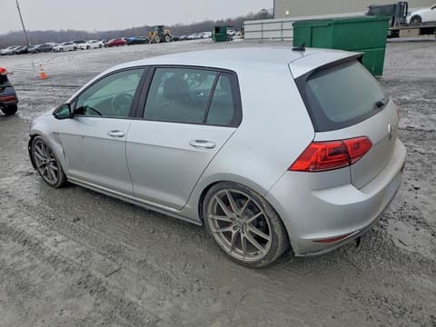 2016 Volkswagen GTI, VIN 3VW5T7AU4GM002605. Фото 2 из 6 с аукциона Copart. Каталог авто из США OpenDataCar.