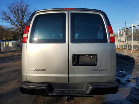 2003 Chevrolet Express 1500, VIN 1GCFG15X131145368. Фото 6 з 6 з аукціону Copart. Каталог авто зі США OpenDataCar.