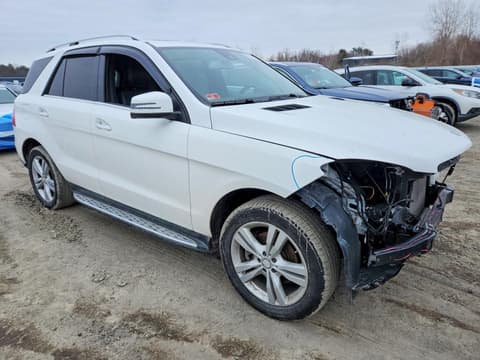 2015 Mercedes-benz ML-Class, VIN 4JGDA5HB5FA567210. Фото 4 з 6 з аукціону Copart. Каталог авто зі США OpenDataCar.