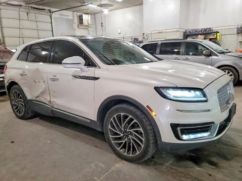2019 Lincoln Nautilus, VIN 2LMPJ8L91KBL42868. Фото 4 з 6 з аукціону Copart. Каталог авто зі США OpenDataCar.