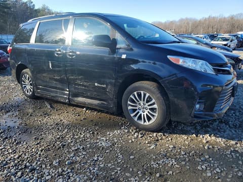 2018 Toyota Sienna, VIN 5TDYZ3DC5JS906920. Фото 4 з 6 з аукціону Copart. Каталог авто зі США OpenDataCar.