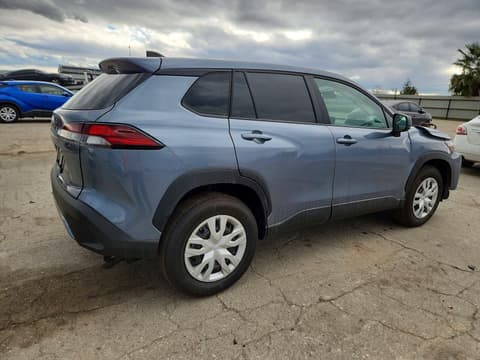 2026 Toyota Corolla Cross, VIN 7MUAAAAG2TV160097. Фото 3 з 6 з аукціону Copart. Каталог авто зі США OpenDataCar.