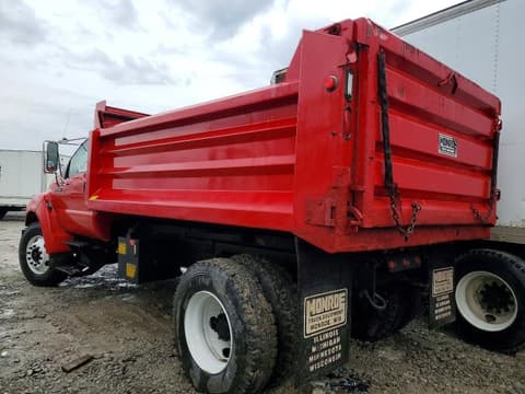 2000 Ford F-750, VIN 3FDXF75R0YMA78568. Фото 3 з 6 з аукціону Copart. Каталог авто зі США OpenDataCar.