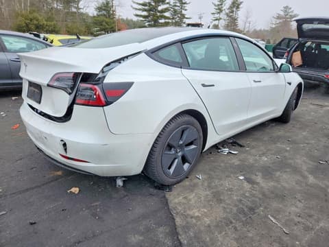 2022 Tesla Model 3, VIN 5YJ3E1EA6NF120464. Фото 3 з 6 з аукціону Copart. Каталог авто зі США OpenDataCar.