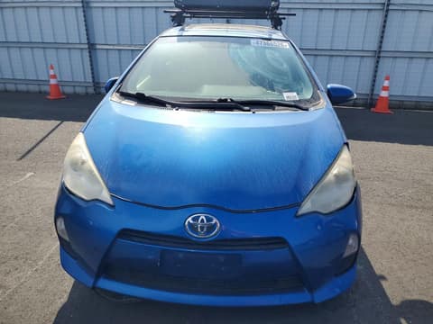 2013 Toyota Prius C, VIN JTDKDTB3XD1034565. Фото 5 з 6 з аукціону Copart. Каталог авто зі США OpenDataCar.