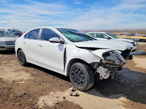 2019 Kia Forte, VIN 3KPF24AD8KE099822. Фото 4 з 6 з аукціону Copart. Каталог авто зі США OpenDataCar.