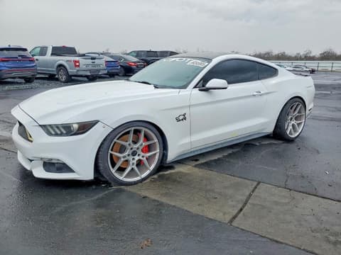 2016 Ford Mustang, VIN 1FA6P8CF4G5261042. Фото 1 з 6 з аукціону Copart. Каталог авто зі США OpenDataCar.