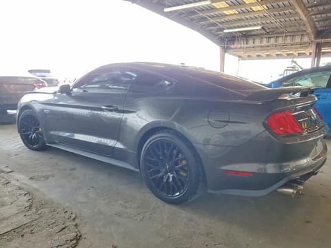 2019 Ford Mustang, VIN 1FA6P8CFXK5135518. Фото 2 з 6 з аукціону Copart. Каталог авто зі США OpenDataCar.